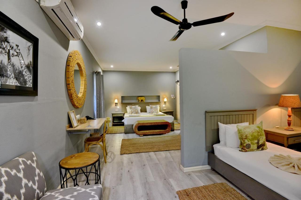 River View Lodge คาซาเนอ ภายนอก รูปภาพ