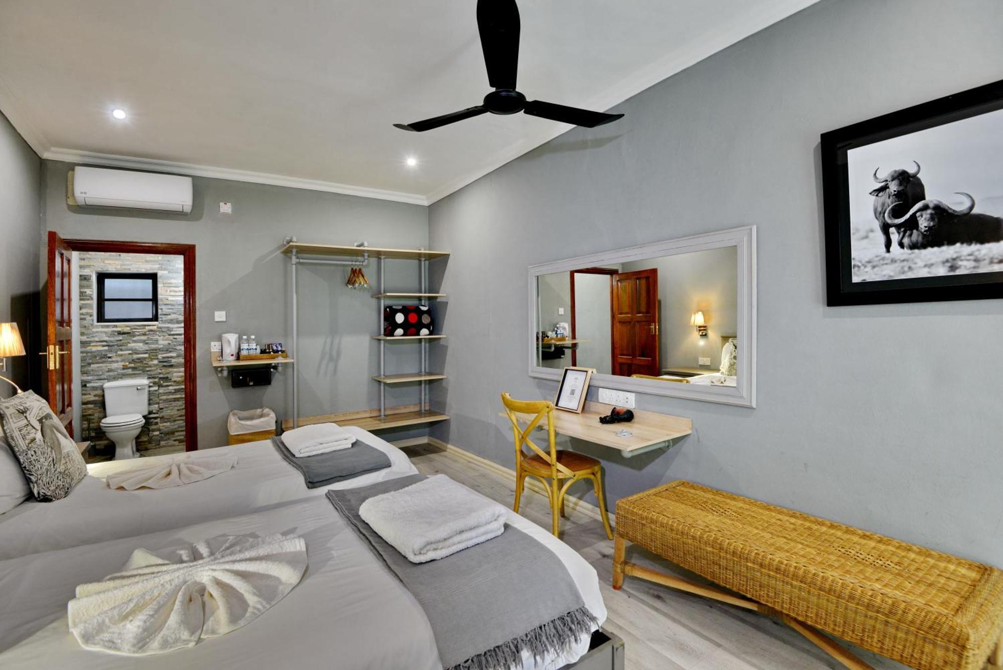 River View Lodge คาซาเนอ ภายนอก รูปภาพ
